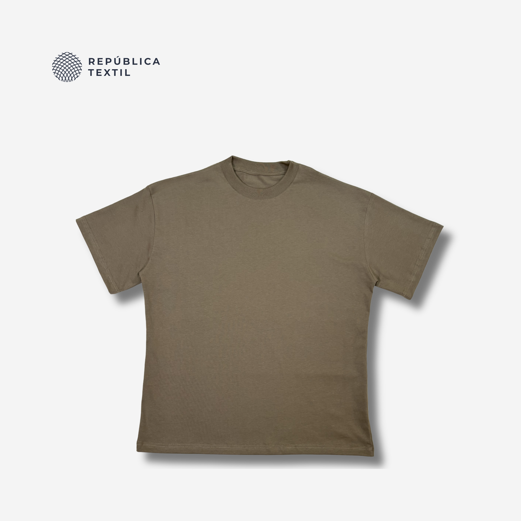 PLAYERA OVERSIZED TAUPÉ
